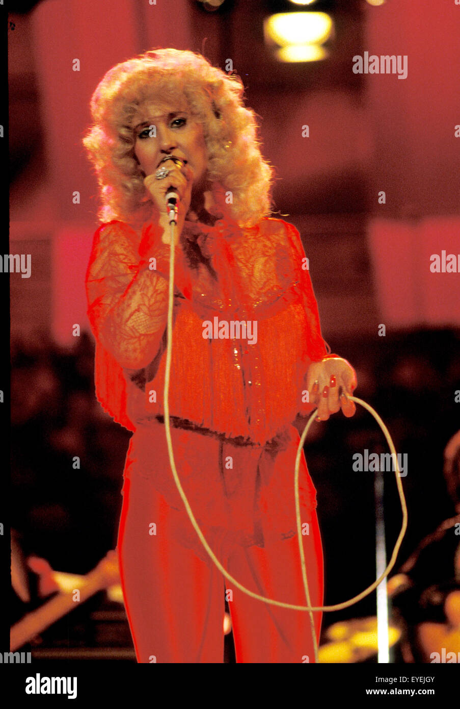 Tammy wynette hi-res stock photography and images - Alamy