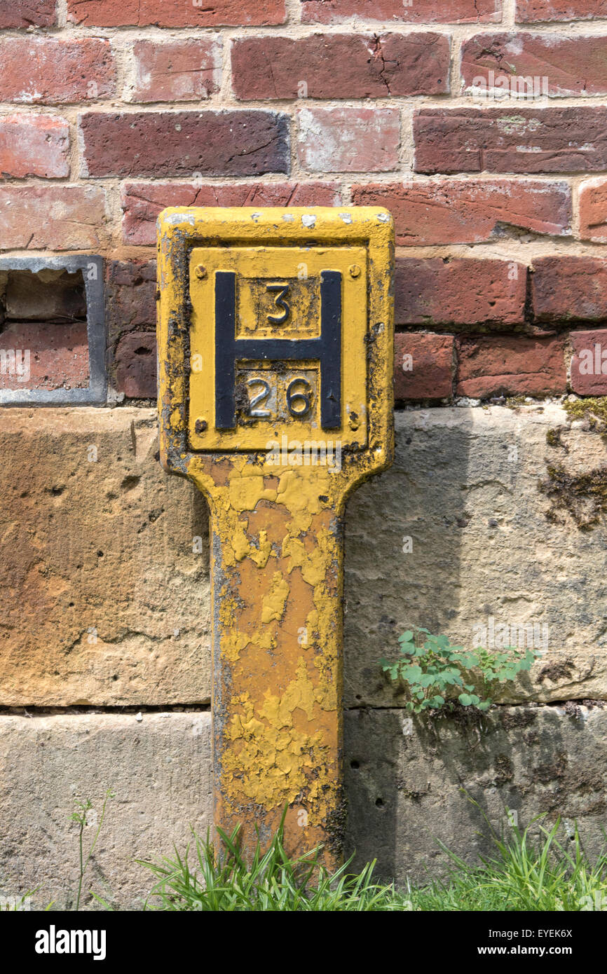 English Fire Hydrant High Resolution Stock Photography and Images Alamy