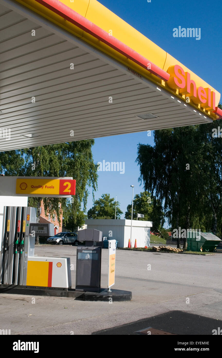 Iowa Gas Prices >> Shell Service Station Stock Photos & Shell Service Station Stock Images - Alamy Iowa Gas Prices >> Shell Service Station Stock Photos & Shell Service Station Stock Images - Alamy