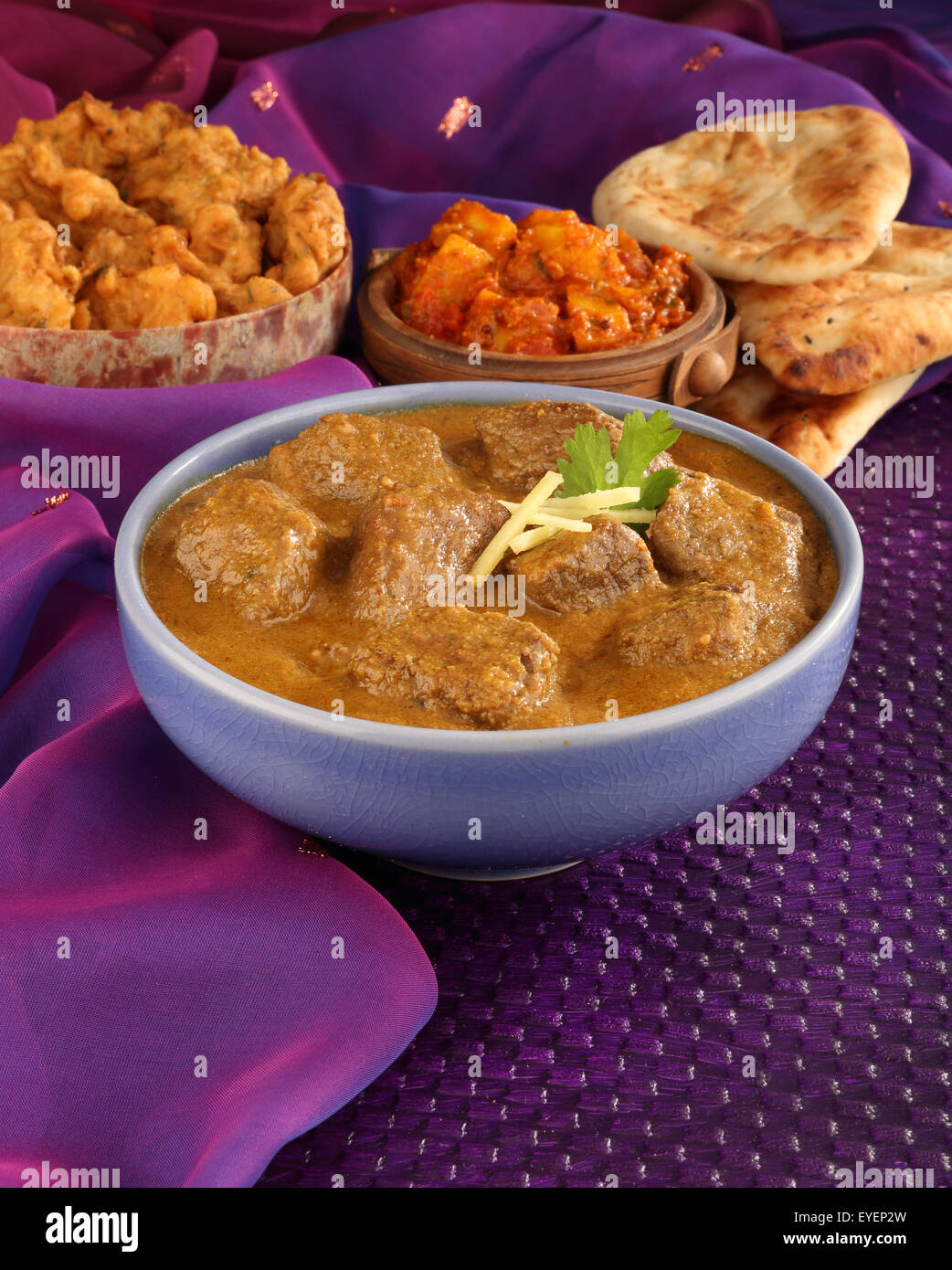 INDIAN LAMB MADRAS MEAT CURRY MEAL Stock Photo