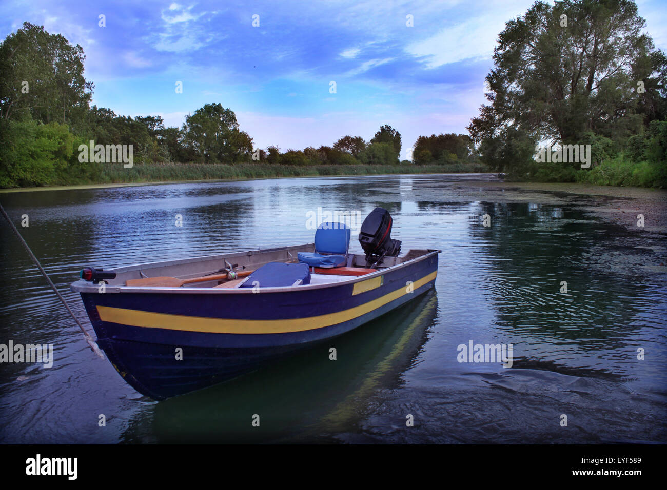 Fishing boat in marsh hi-res stock photography and images - Alamy