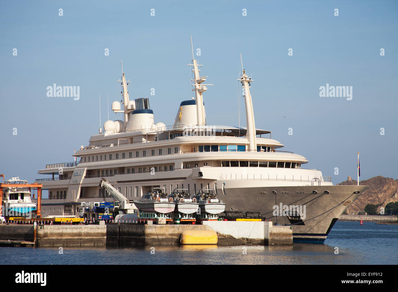 sultan oman yacht