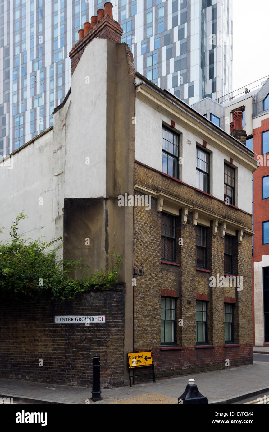 London, UK. 27th July, 2015. 6668 Bell Lane. Controversy surrounds