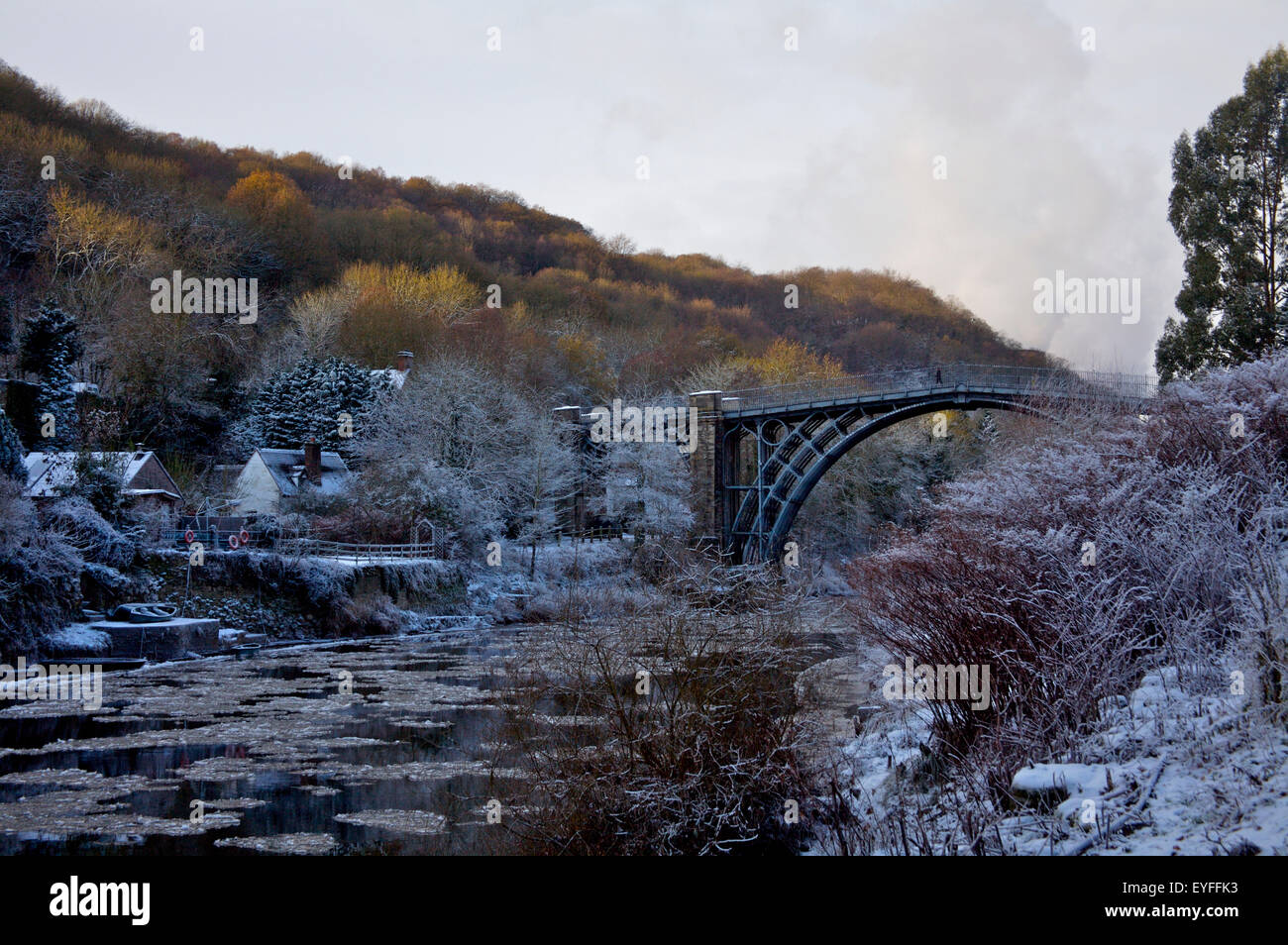 Ironbridge and world's first iron bridge with ice flows in River Severn; Ironbridge