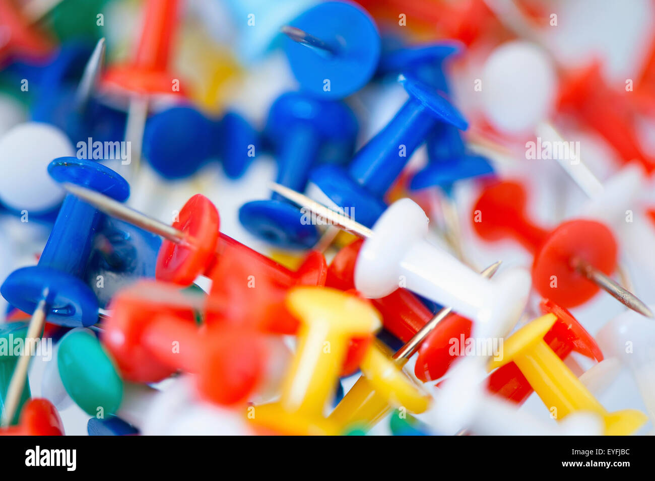 Drawing pins hi-res stock photography and images - Alamy