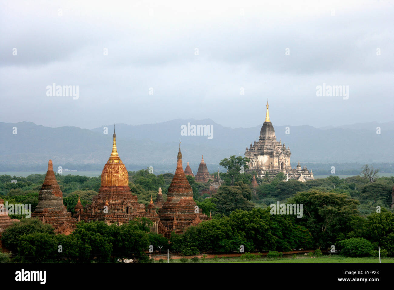 Bagan p hi-res stock photography and images - Alamy