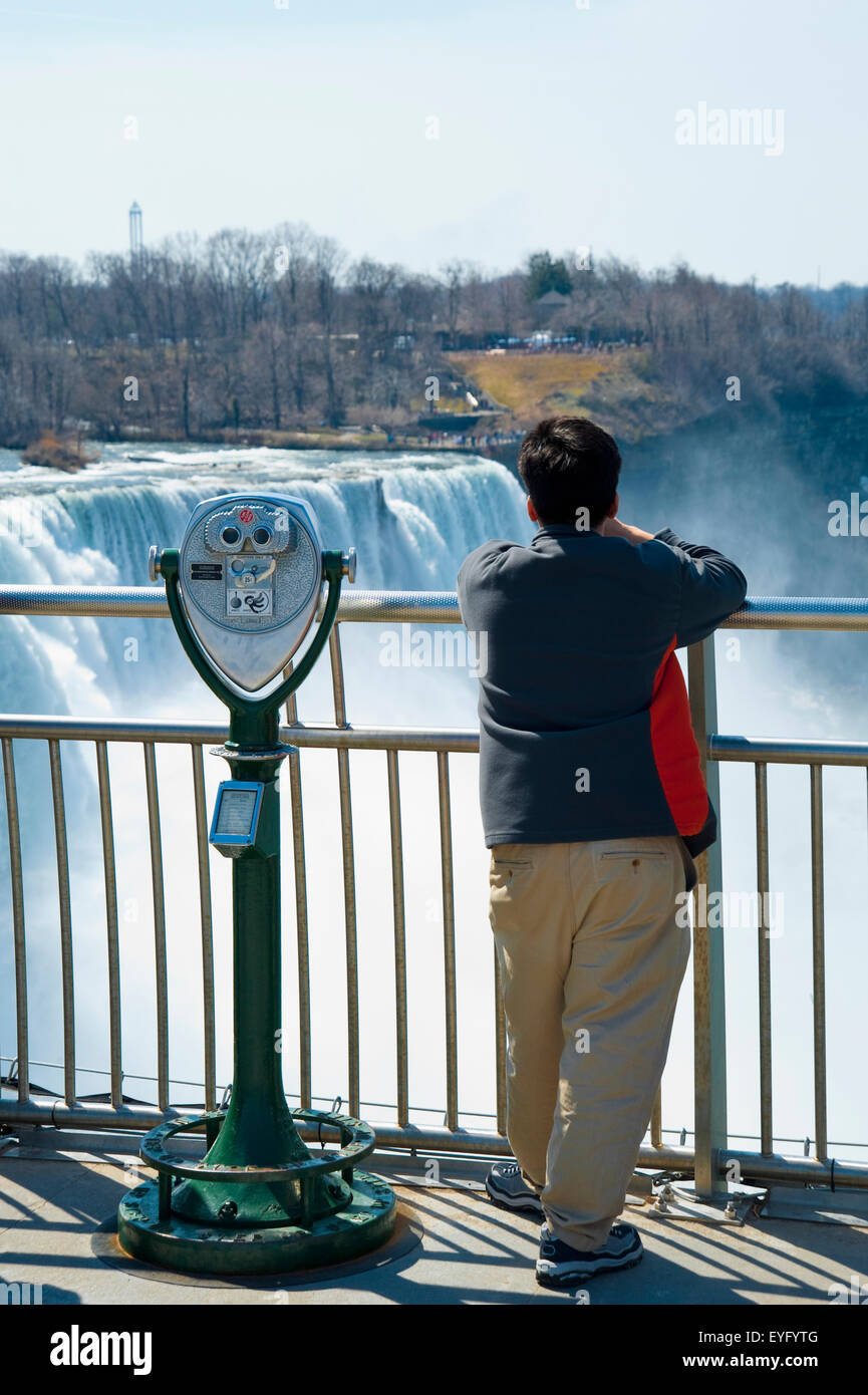 Niagara waterfalls usa canada border hi-res stock photography and ...