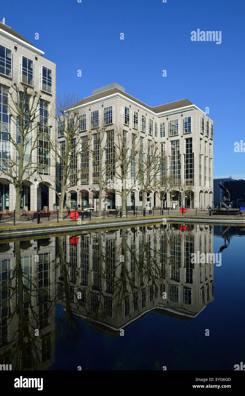 London Borough of Tower Hamlets Town Hall, Mulberry Place, 5 Clove Crescent, East India Dock