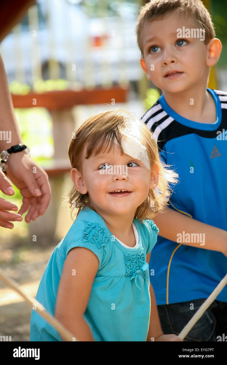 Car holding rope hires stock photography and images Alamy
