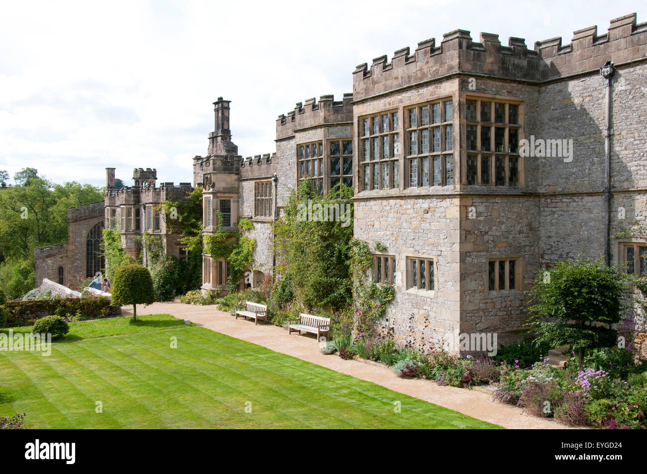 Haddon Hall in Bakewell, Derbyshire England UK Stock Photo Alamy