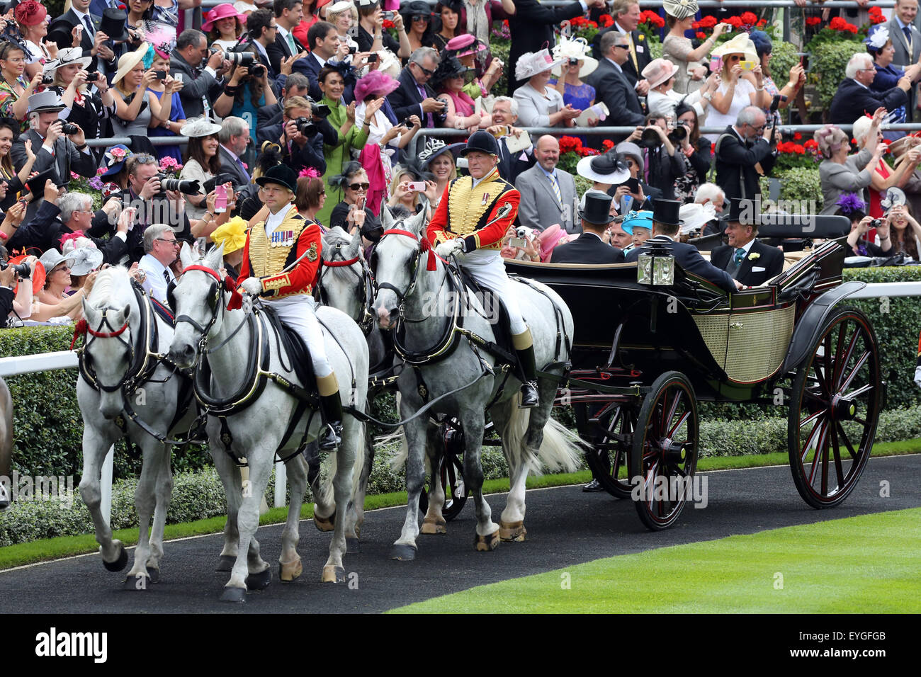 Ascot, United Kingdom, Royal Procession, Queen Elizabeth II comes in a coach sitting on the racecourse Stock Photo