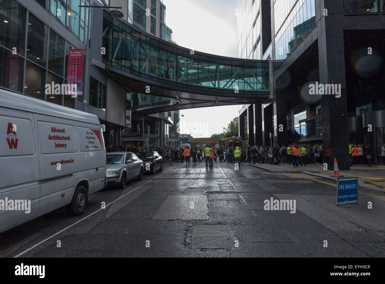 Dublin, Ireland. 29th July, 2015. Fire drill at Google HQ in Barrow Street in Dublin's Silicon Docks was carried this afternoon by Dublin fire brigade incident command unit Scania P230 © Velar Grant/ZUMA Wire/Alamy Live News Stock Photo