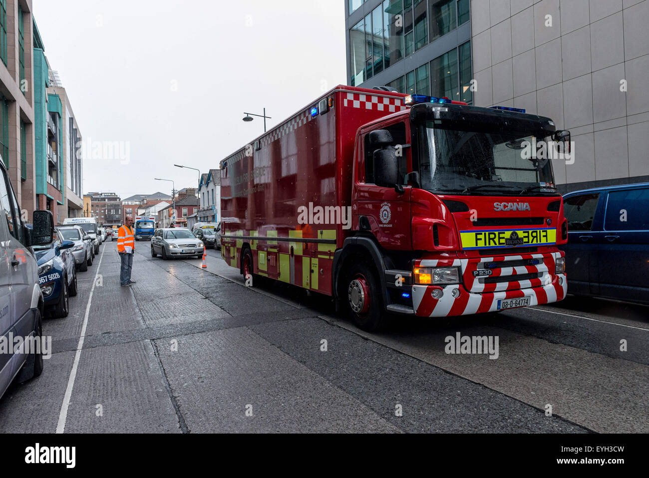 Dublin, Ireland. 29th July, 2015. Fire drill at Google HQ in Barrow Street in Dublin's Silicon Docks was carried this afternoon by Dublin fire brigade incident command unit Scania P230 © Velar Grant/ZUMA Wire/Alamy Live News Stock Photo