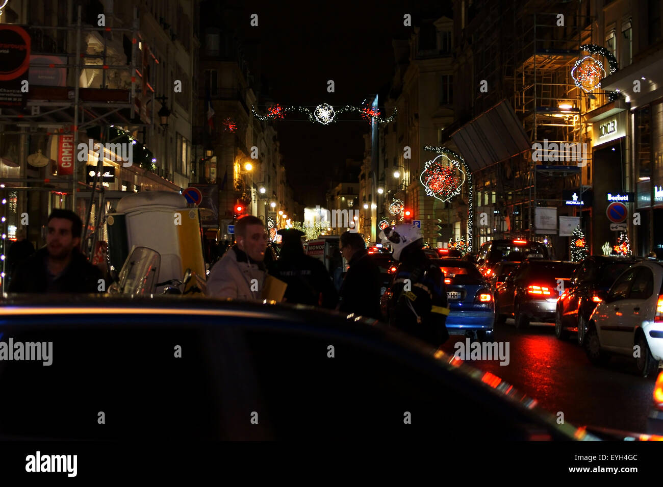 Police operation in Paris Stock Photo - Alamy
