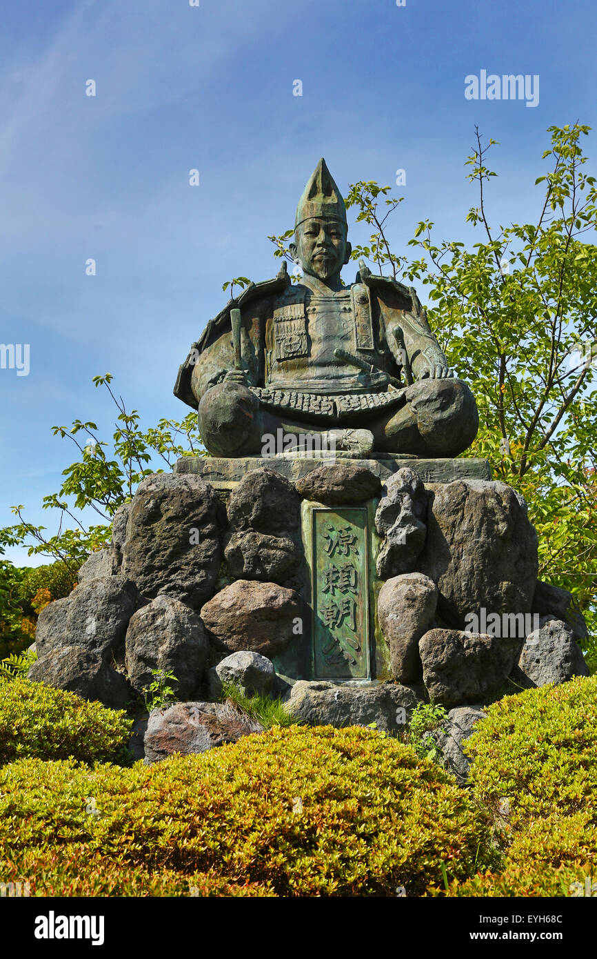 Statue of Minamoto no Yoritomo, at Genjiyama Park, Kamakura near Tokyo, Japan Stock Photo