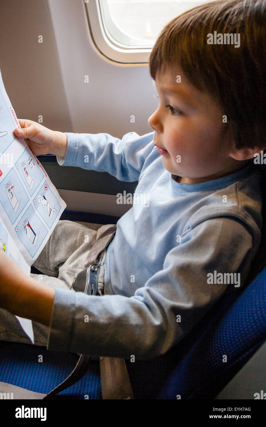 Car seat on plane for 5 year old top