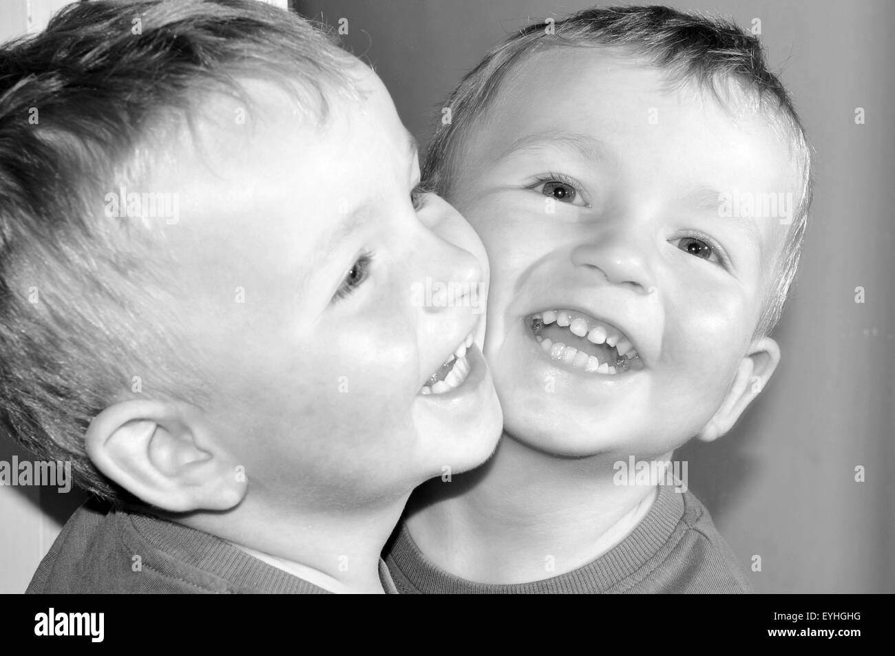 Twins 15 hi-res stock photography and images - Alamy