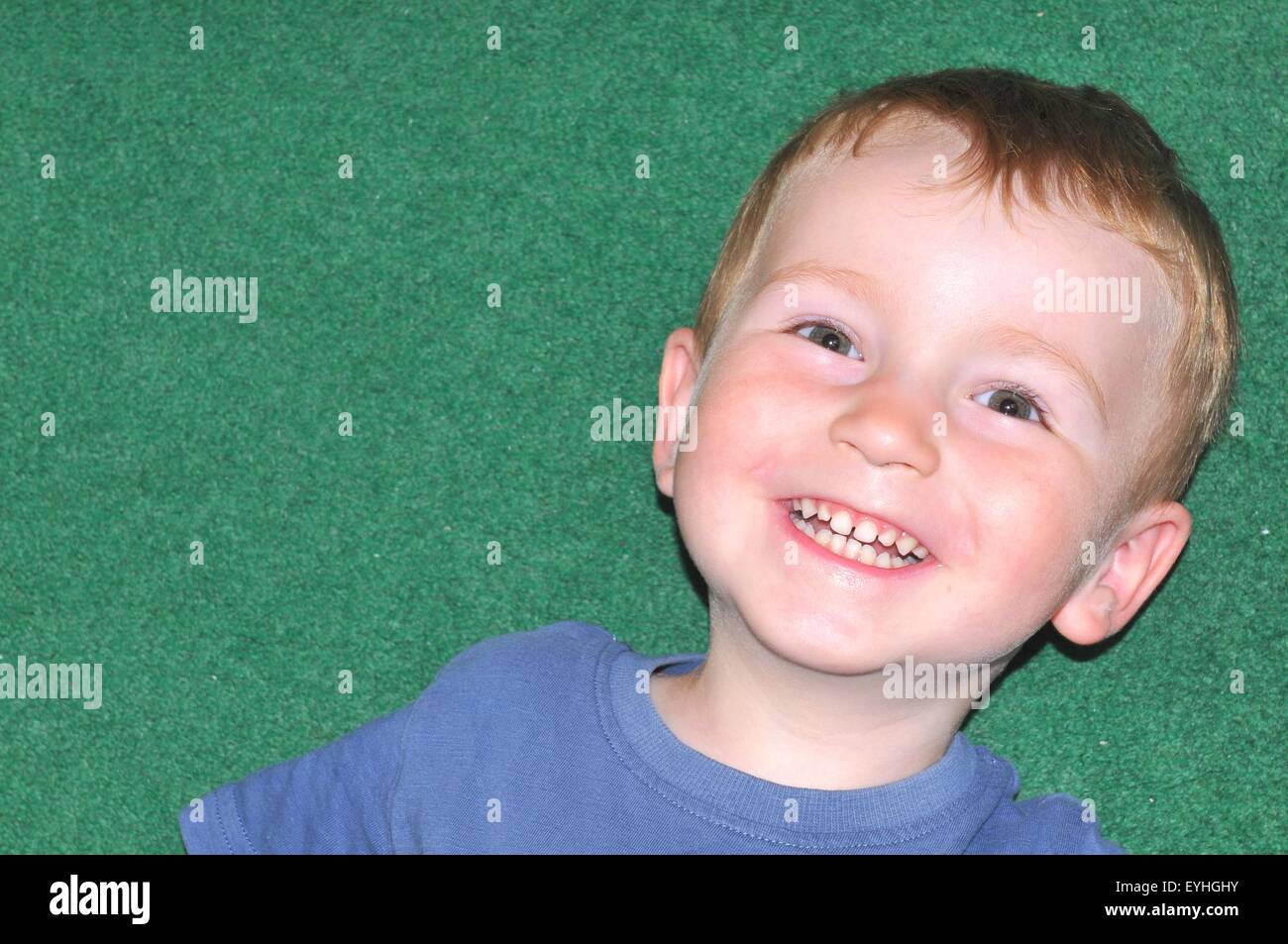 Portrait of a happy child Stock Photo - Alamy