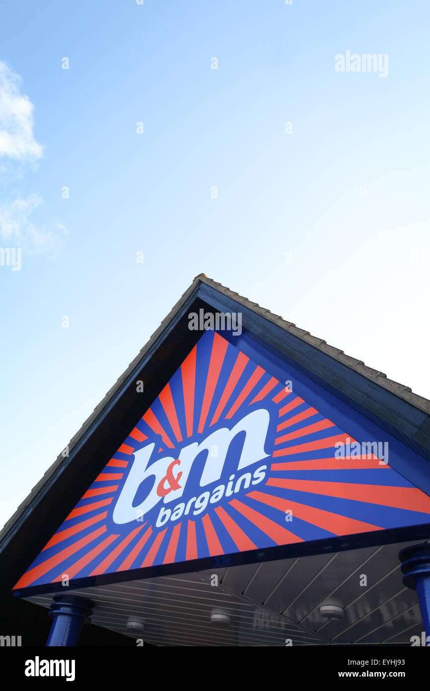 B and m bargains hires stock photography and images Alamy