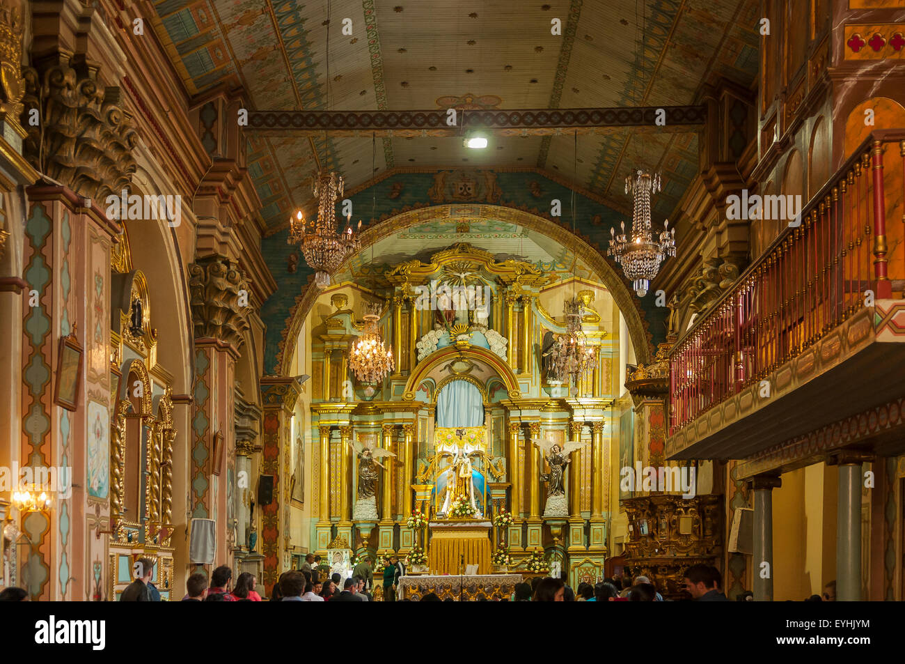 Altar of Iglesia del Carmen de Ascuncion, Cuenca, Ecuador Stock Photo