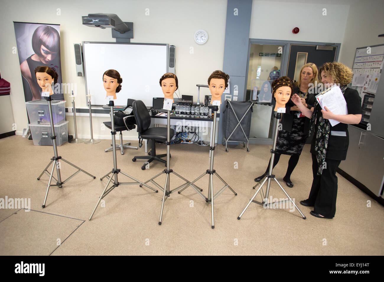 Hairdressing college hires stock photography and images Alamy