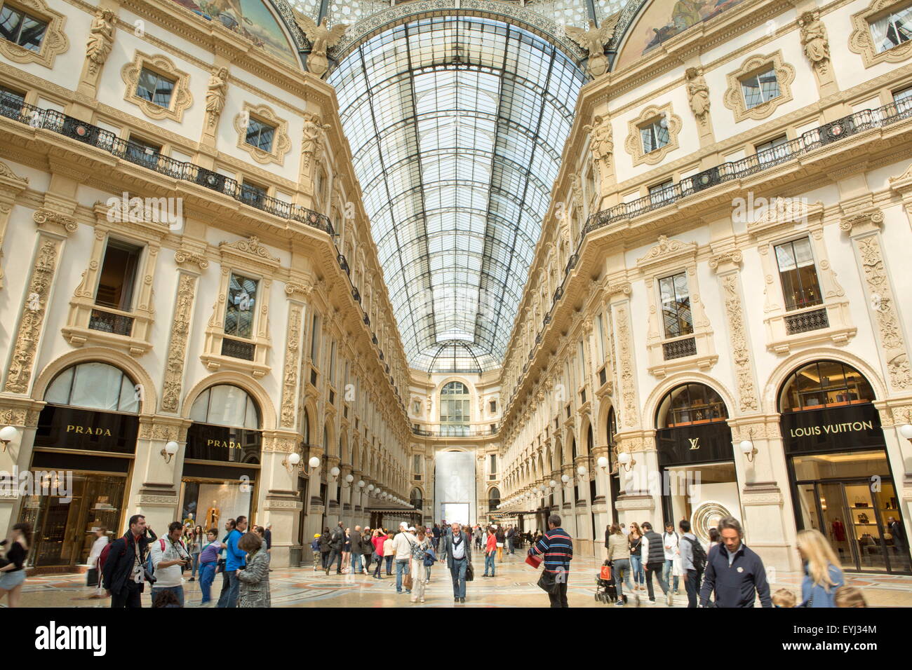 LV Luis Vuitton luxury store in the Galleria Vittorio Emanuele II in  Milano, LOmbardy, Italy Stock Photo - Alamy