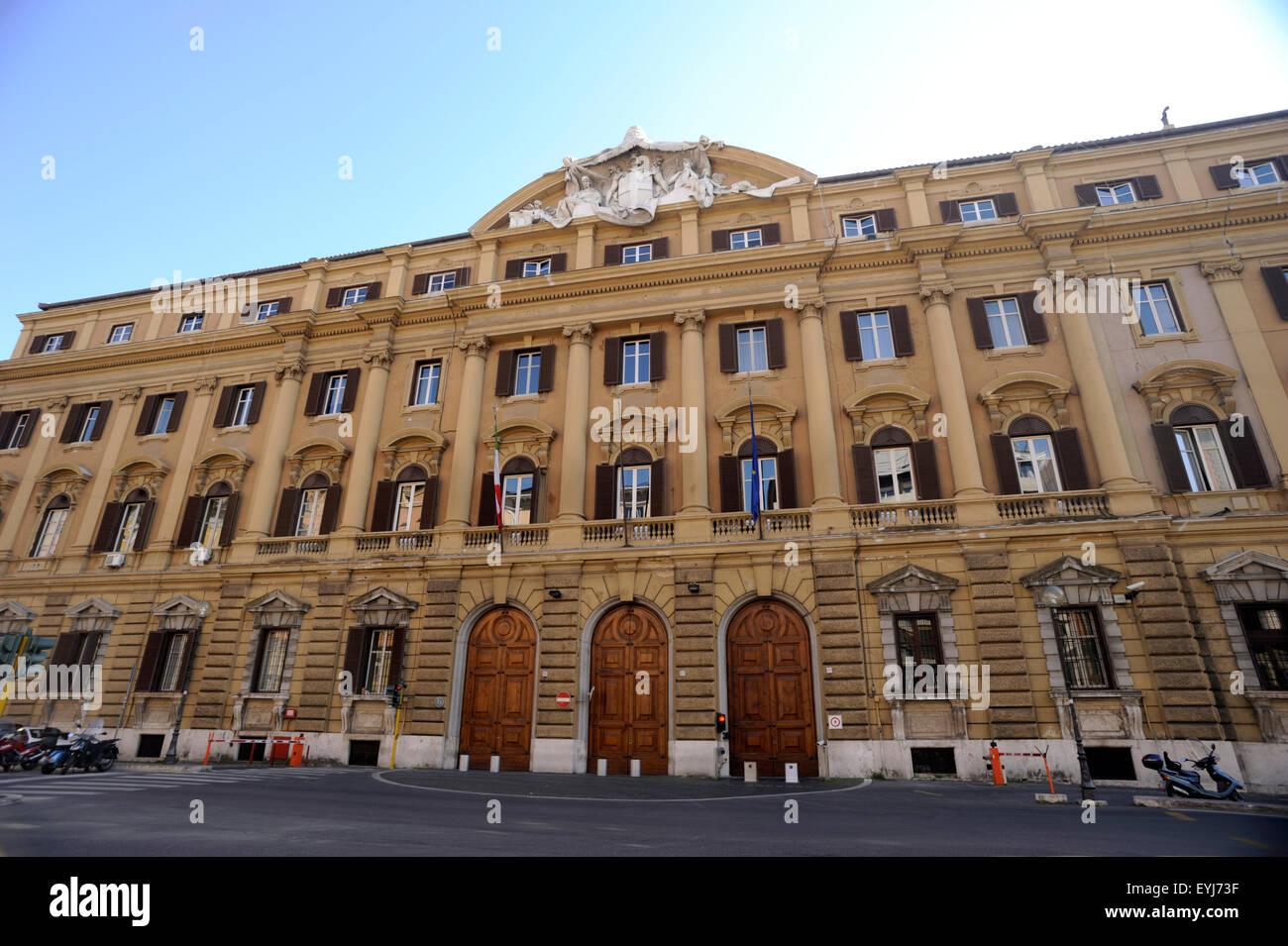 Ministero delle finanze hi-res stock photography and images - Alamy