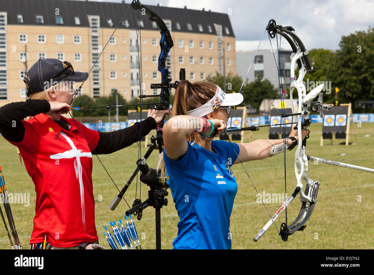 Copenhagen, Denmark, July 30th, 2015: Danish archer Sarah Holst Sonnichsen and Swedish Helen Forsberg competes in the World Archery Championships in Copenhagen during Thursday's individual matches  in compound bow. Credit:  OJPHOTOS/Alamy Live News Stock Photo