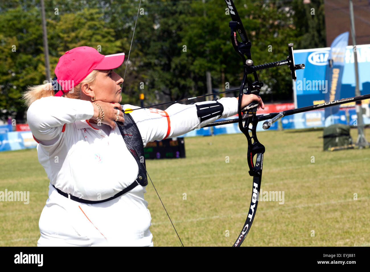 Copenhagen, Denmark, July 30th, 2015: Khatuna Narimanidze of Georgia competes in the World Archery Championships in Copenhagen during Thursday's individual matches  in recurve bow. Credit:  OJPHOTOS/Alamy Live News Stock Photo