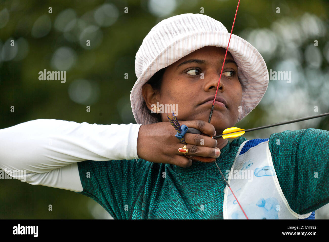 Copenhagen, Denmark, July 30th, 2015: Indian archer Laxmirani Mahji competes in the World Archery Championships in Copenhagen during Thursday's individual matches  in recurve bow. Credit:  OJPHOTOS/Alamy Live News Stock Photo
