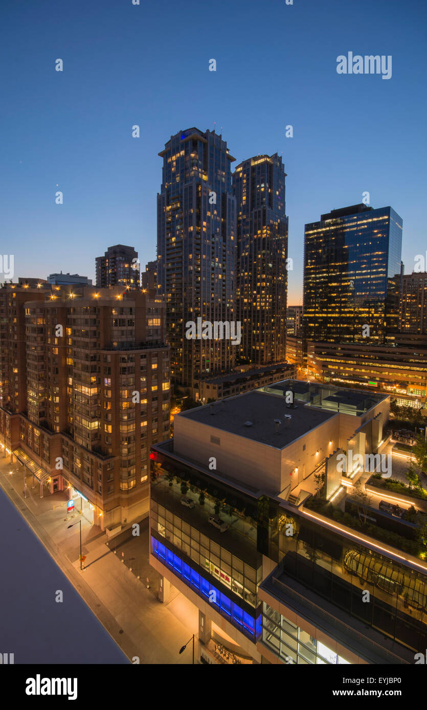 Dusk cityscape Toronto. The view from my 18th floor balcony overlooking Gerrard St W.  Toronto, Canada Stock Photo