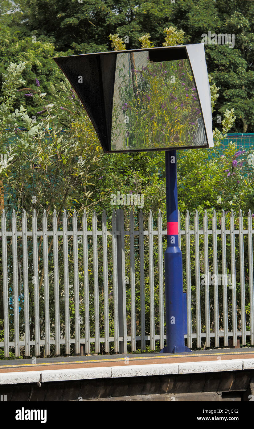 Railway Platform Mirrors FV45 on station platform Stock Photo Alamy