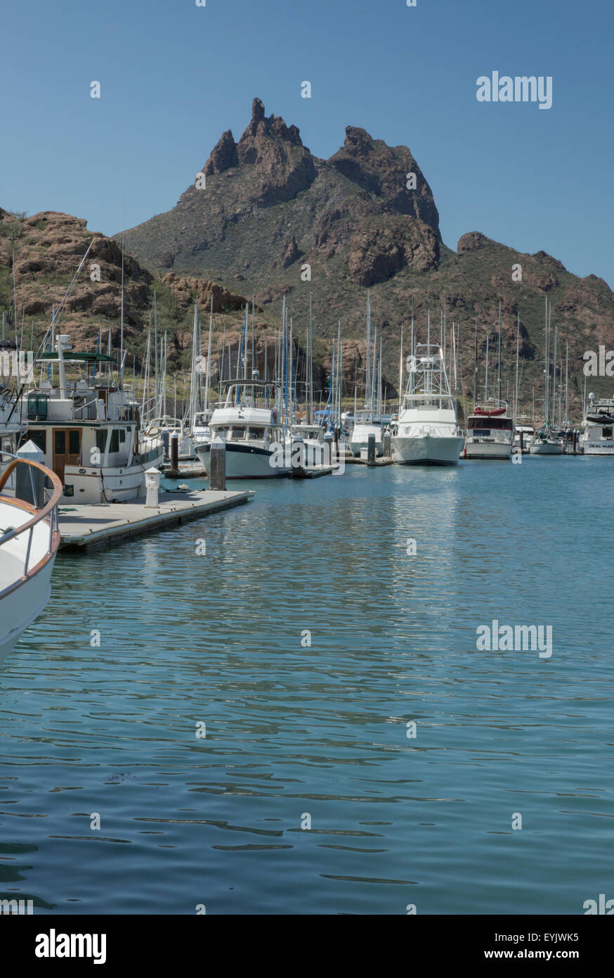 Many U.S. And Canadian expats launch their watercraft from the marina ...