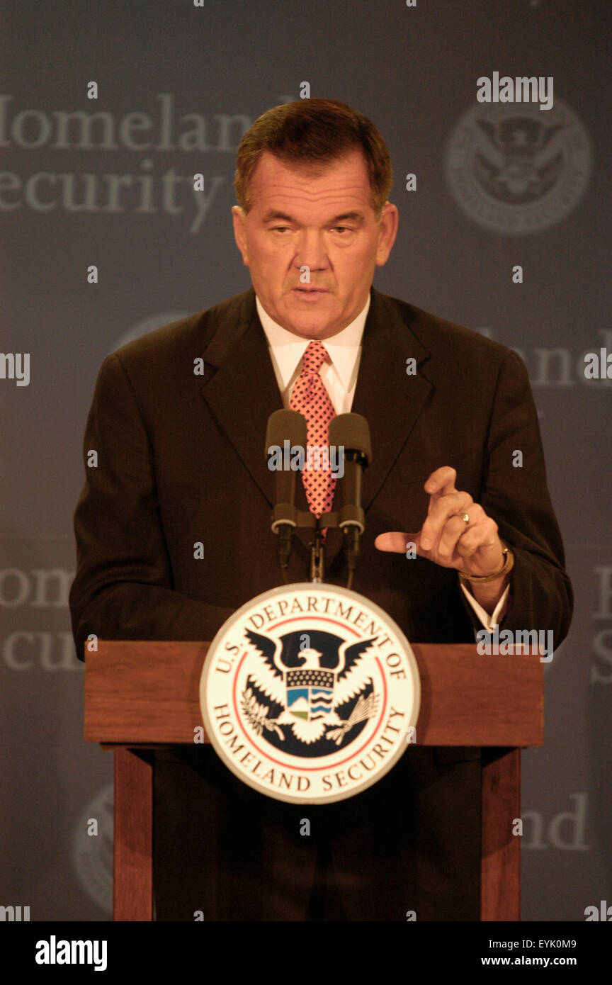 Secretary Tom Ridge speaks at a news conference where he announced a FY ...