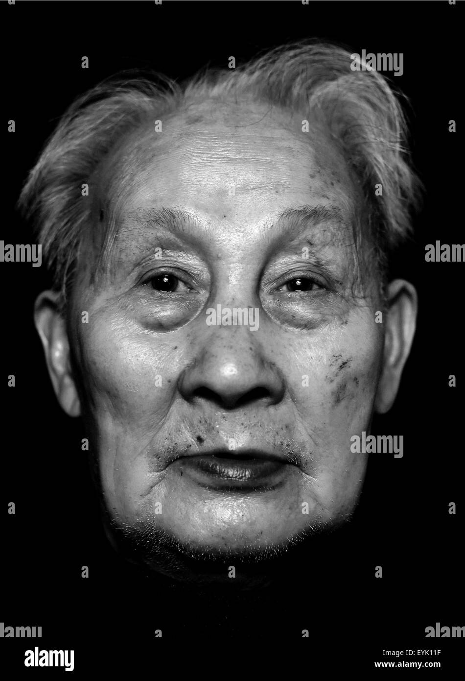 Chn. 27th Aug, 2014. CHINA : (EDITORIAL USE ONLY. CHINA OUT)(MINIMUM PRICE: 100 USD) Chen Kaimin: Male, born in 1923 and now lives in Chongqing.He graduated from 17th term Huangpu Military Academy .A military officer in 5th Division Yichang and Eastern Sichuan, in charge of defending The Three Gorges and the roads to Sandouping and Enshi, which was the first door of the second capital Chongqing. It's been 70 years since the Second World War ended and Japan surrendered unconditionally on 15 August 1945, but do you know how we earned the peace and what kind of stories behind these seemingly o Stock Photo