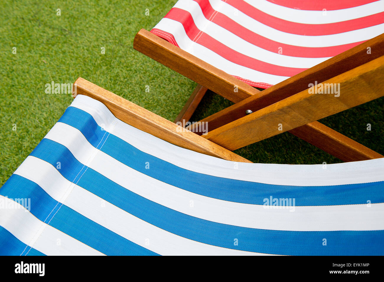 Classic deck chairs hi-res stock photography and images - Alamy