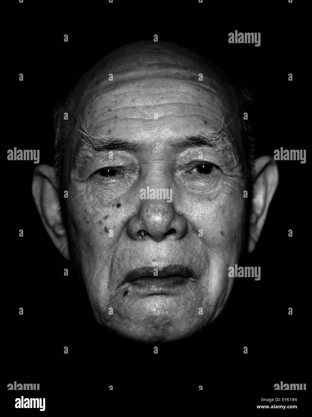 Chn. 26th Mar, 2015. CHINA - March 26 2015: (EDITORIAL USE ONLY. CHINA OUT)(MINIMUM PRICE: 100 USD)Chen Yujin: Male, born in 1929, now lives in Fuzhou Fujian. Fuzhou was occupied by enemy so his family fled to Jianyang. He was encouraged by the highest commander's call saying all youths should join the army when every inch was covered with blood, and joined the 6th squad 3rd Platoon 6th company 2nd Battlion 623rd Regiment 208th Youth Army in Lizhou Jiangxi 1944. It's been 70 years since the Second World War ended and Japan surrendered unconditionally on 15 August 1945, but do you know ho Stock Photo