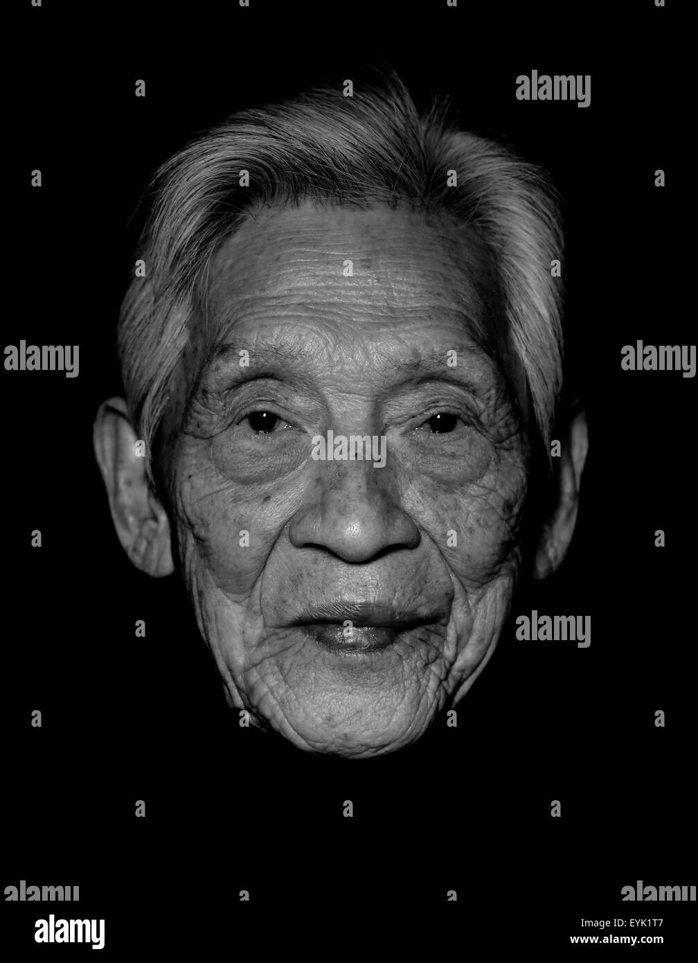 Chn. 25th Mar, 2015. CHINA - March 25 2015: (EDITORIAL USE ONLY. CHINA OUT)(MINIMUM PRICE: 100 USD)Lin Dazhang: Male, born in 1923, now lives in Xiamen Fujian. Lin came back from Singapore to Nanping though Hongkong with a batch of oversea Chinese, and trained in Student Soldier Group 13th Section Defence Ministry and allocated to 7th company 3rd battlion 1st equipment Regiment. In 1941, they built fortifications and fought with enemy for 3days, at last enemy who planned to capture Northern Fujian met their Waterloo and withdrawed to Fuzhou. More than 200 soldiers of our side and Vice comman Stock Photo