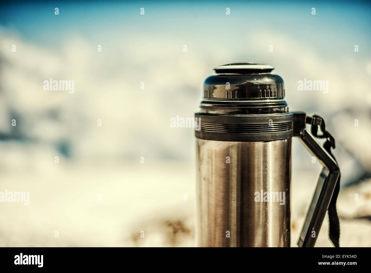 Thermos flask tea hi-res stock photography and images - Alamy