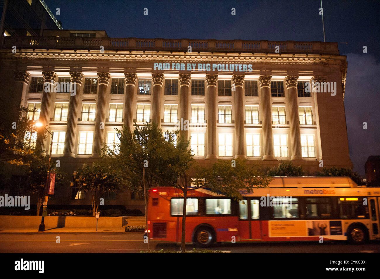 Washington, DC, USA. 30th July, 2015. Messages calling for action on climate change and attacking corporate polluters are projected on the headquarters of the U.S. Chamber of Commerce by the Sierra Club in collaboration with a group known as The Illuminators. © Jay Mallin/ZUMA Wire/Alamy Live News Stock Photo