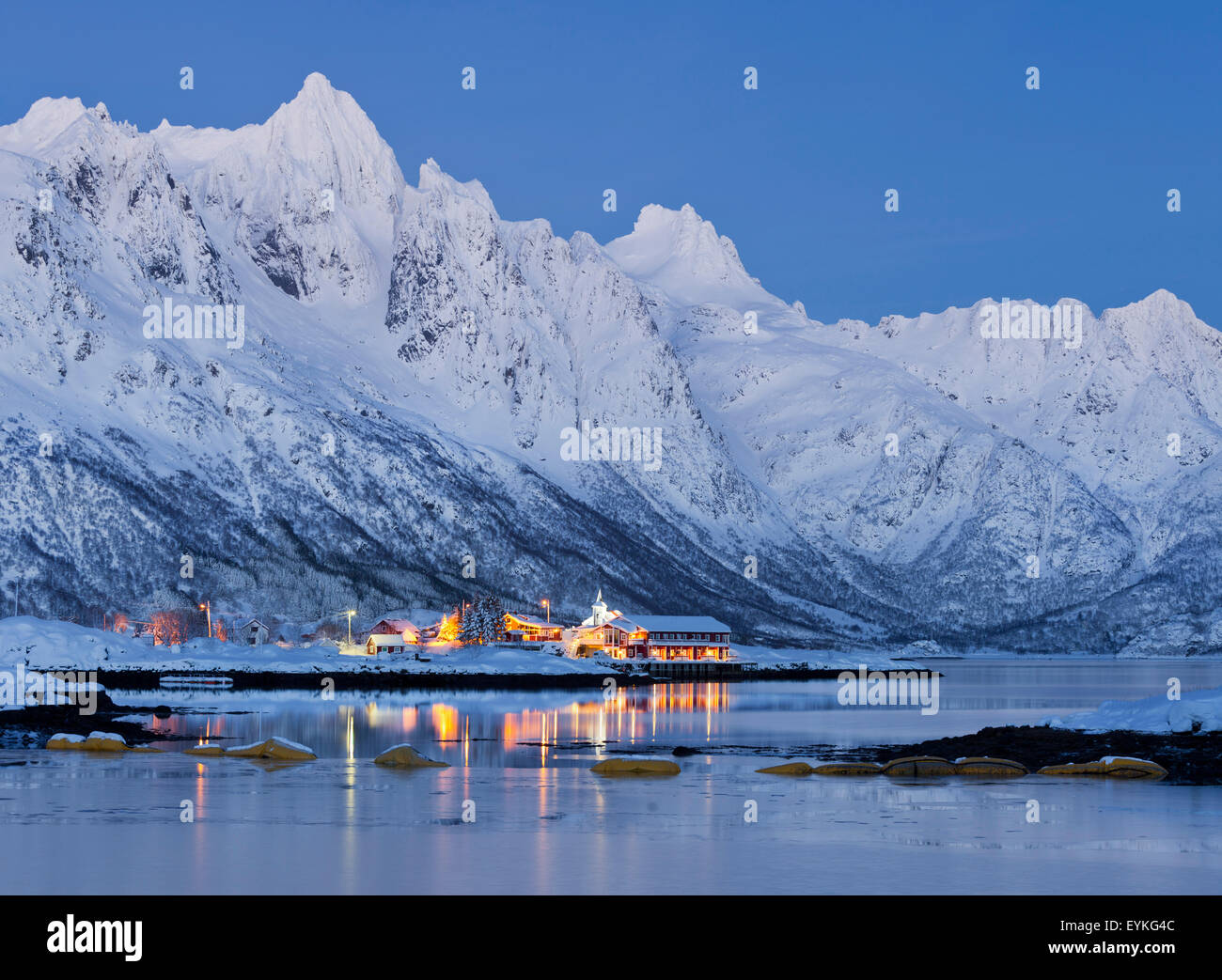 Sildpollneset, Higravtindan, Vestpollen, Austnesfjorden, Austvagoya, Lofoten, northern country, Norway Stock Photo