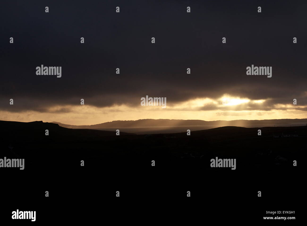 Golden light heaven hi-res stock photography and images - Alamy