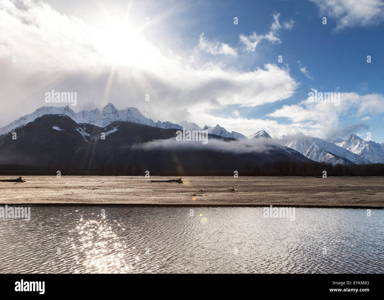 Alaska clouds sun rays hi-res stock photography and images - Alamy