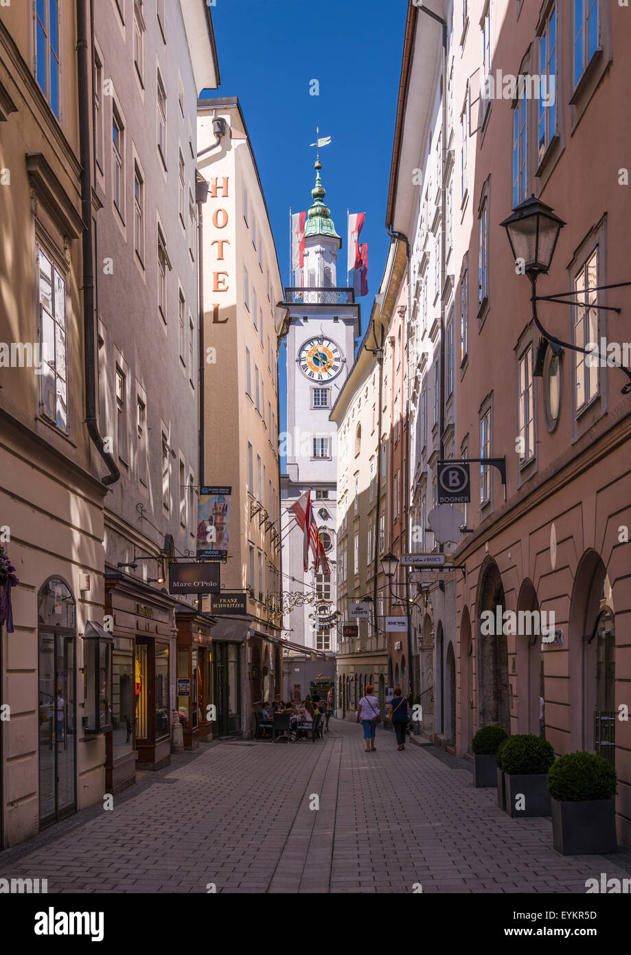 Austria, Salzburg country, Salzburg, left Old Town (UNESCO world ...