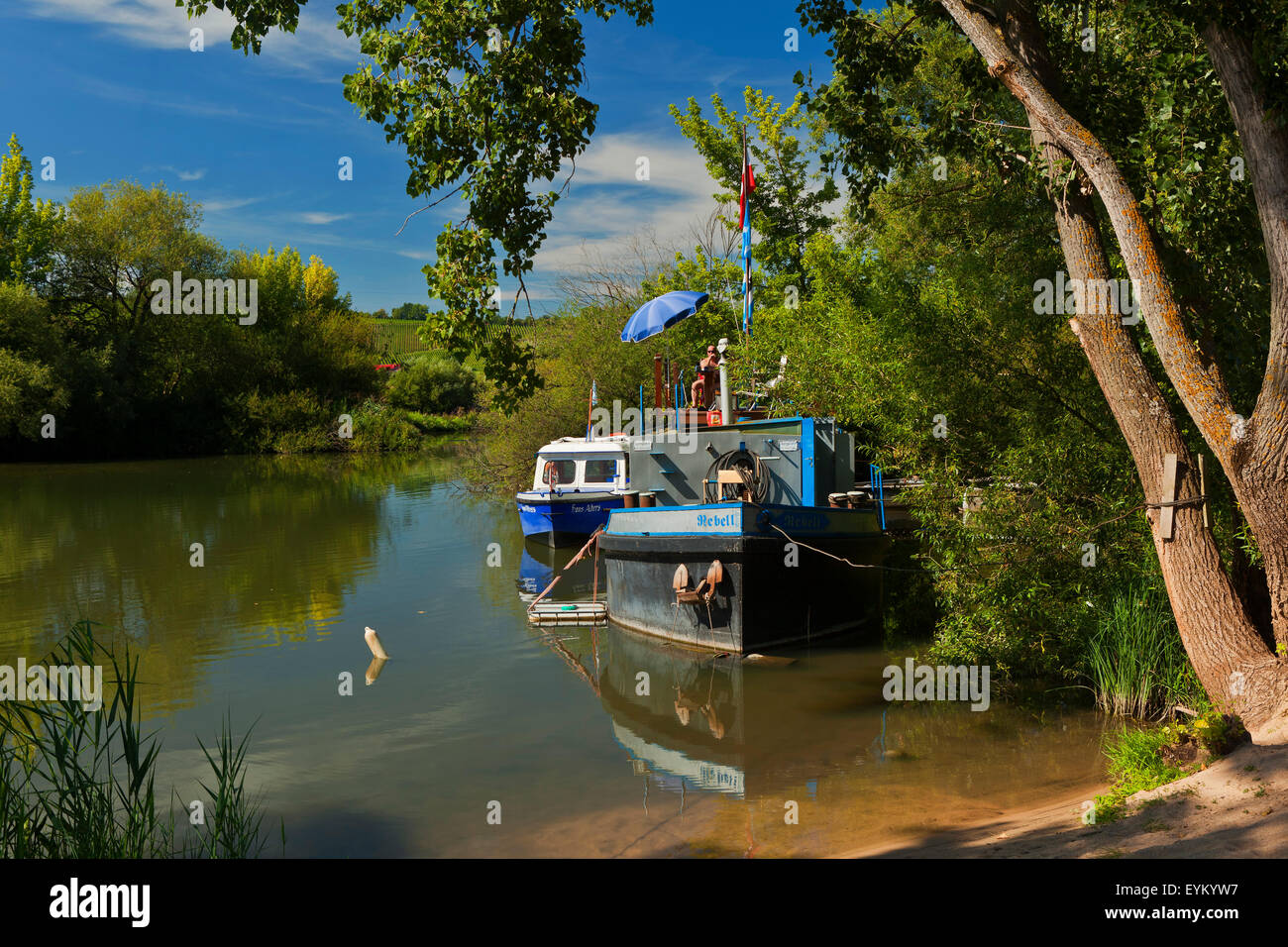 Germany, Lower Franconia, Mainsteft, houseboat at the Main Stock Photo