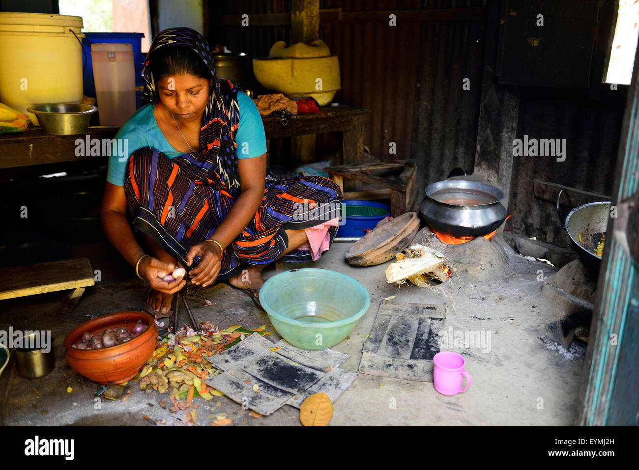 Vegetables peeling in Munshiganji, Bangladesh, Asia Stock Photo