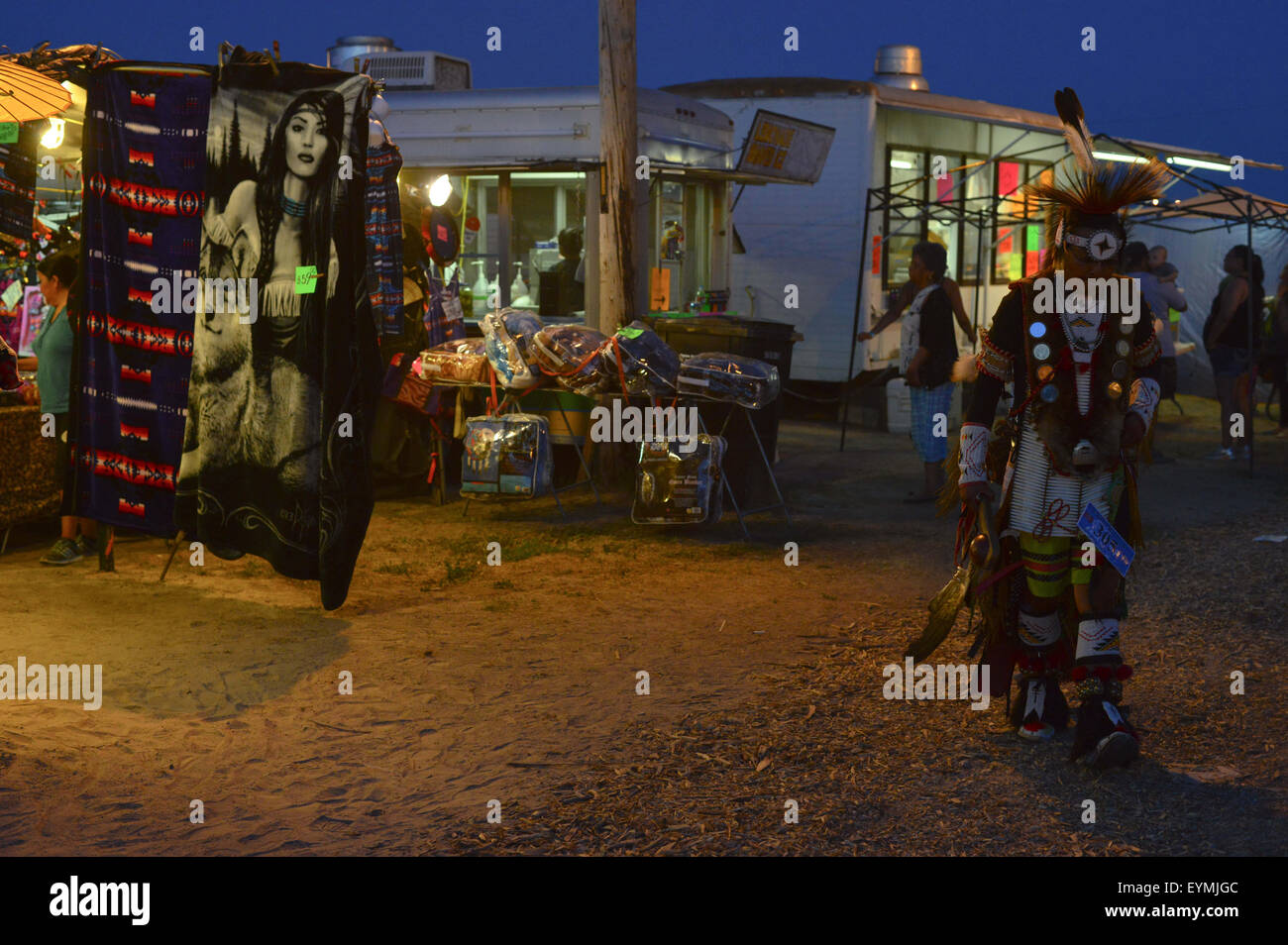 Pine Ridge Reservation, South Dakota, US. 31st July, 2015. Dancers from