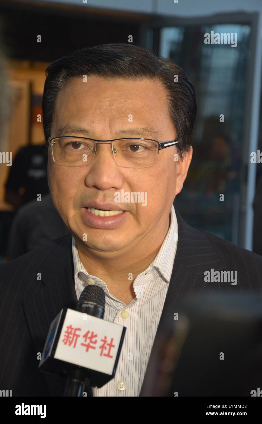 Kuala Lumpur, Malaysia. 1st Aug, 2015. Malaysian Transport Minister Liow Tiong Lai speaks during an interview with Xinhua in Kuala Lumpur, Malaysia, Aug. 1, 2015. Malaysia is still waiting for the verification of whether the debris found on the Reunion island were from the missing Malaysia Airlines MH370 flight, Liow Tiong Lai said on Saturday. Credit:  Wang Dawei/Xinhua/Alamy Live News Stock Photo