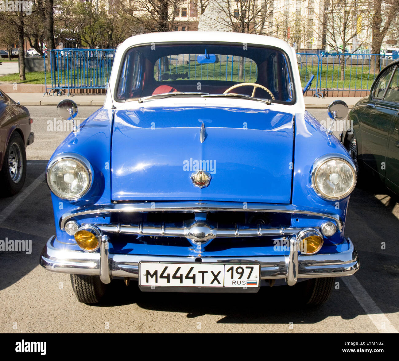 Moskvich 402 - Soviet subcompact of the fifties Moskvich 402 - Soviet subcompact of the fifties