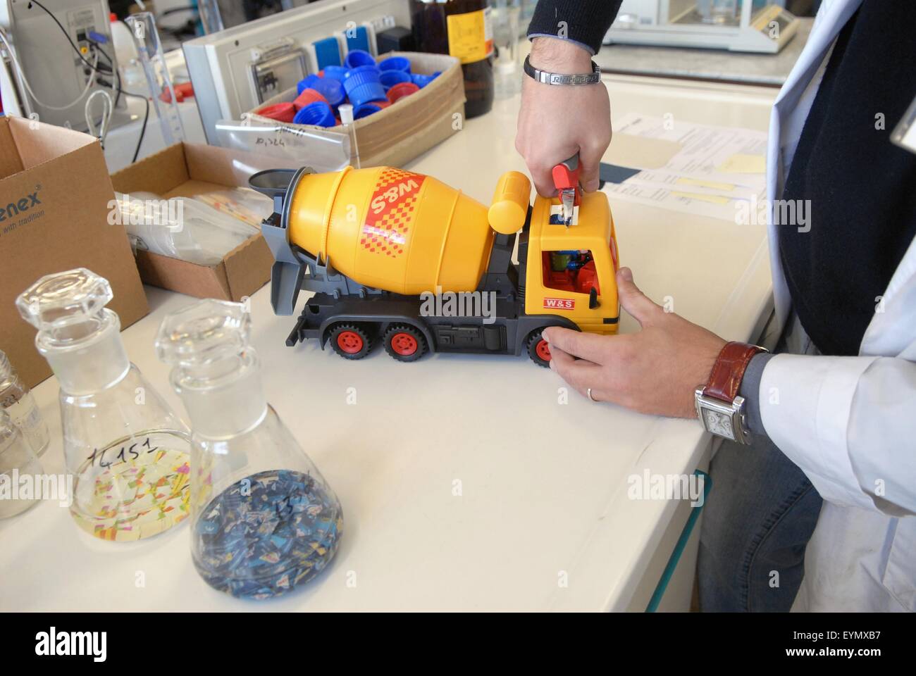 Italian Institute for Toy Safety; certification of toys and products